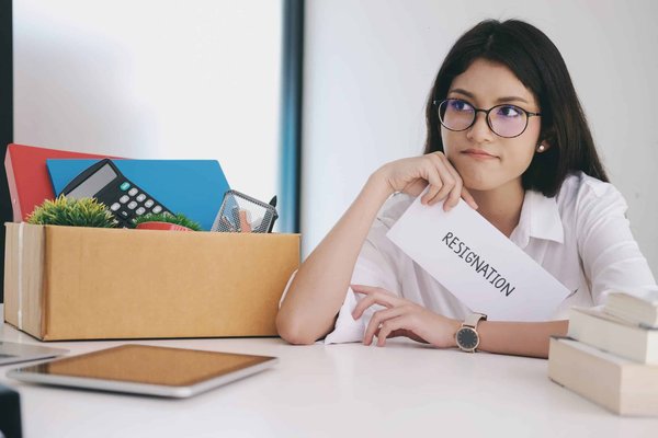 Comment rédiger et remettre une lettre de démission avec professionnalisme ?