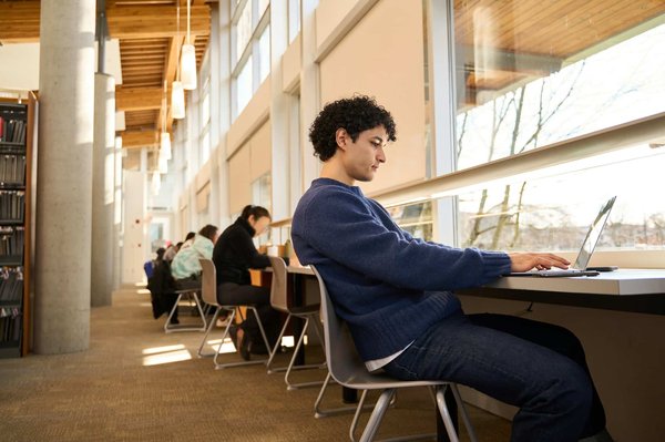 Trouvez rapidement une école à proximité avec l'annuaire des établissements scolaires